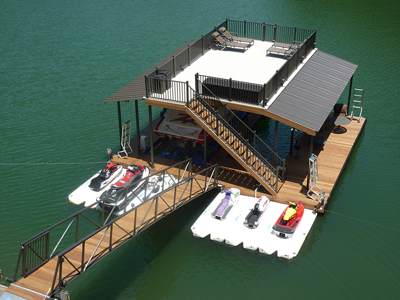 Wahoo Aluminum Sundeck w/Gables Boat Dock - HydroHoist Alabama